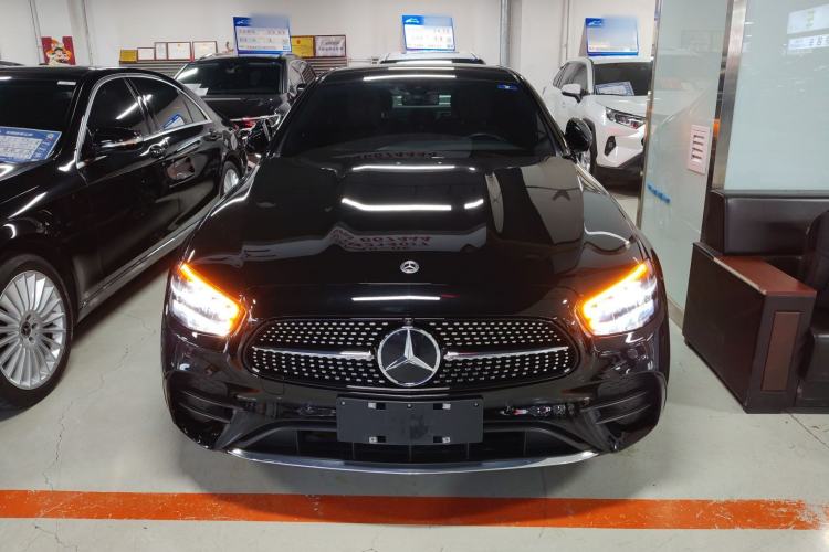 Used Mercedes-Benz E-Class 2022 Second Facelift E 300 L Sporty and Stylish Edition
