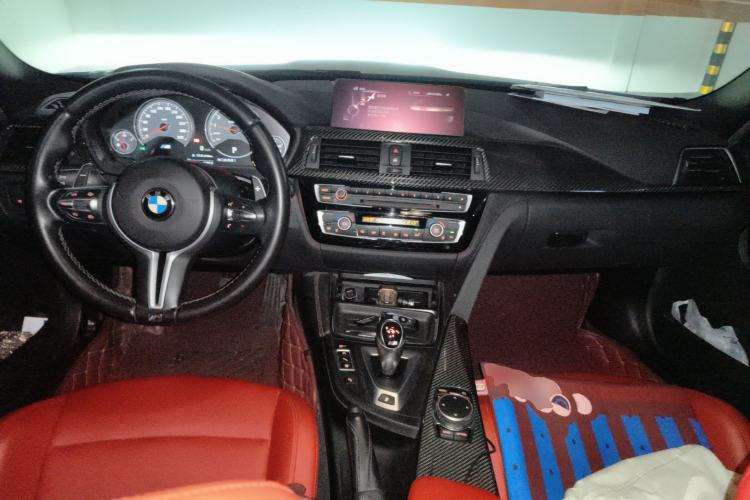 Used BMW M3 2016 M3 four-door sedan Center Console