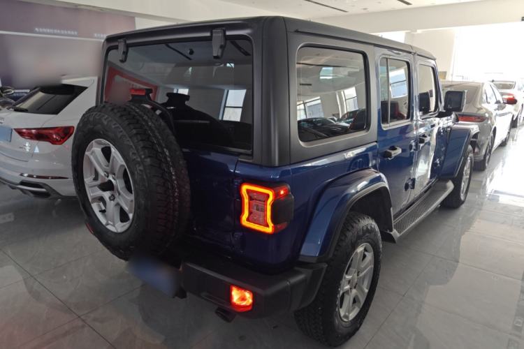 Used Jeep Wrangler 2018 2.0T Sahara Four-Door Edition
