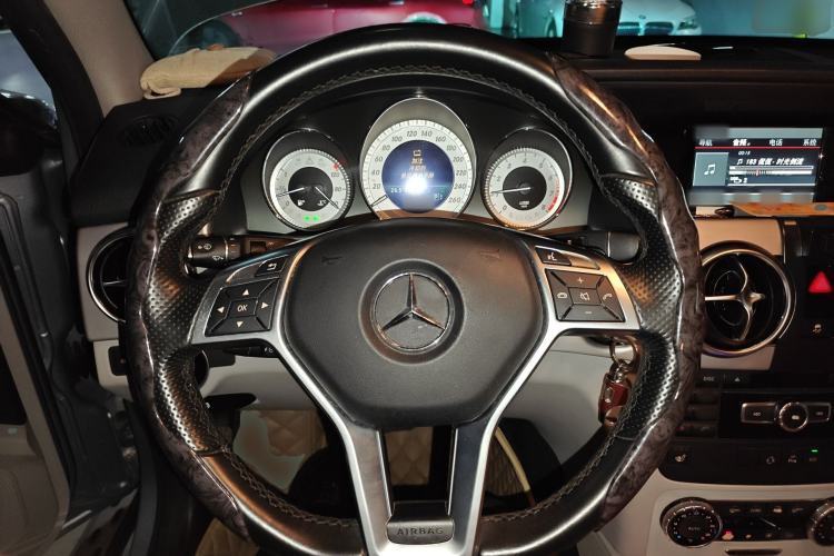 Used Mercedes-Benz GLK-Class 2015 GLK 260 4MATIC Fashion Edition Ultimate Version Steering Wheel