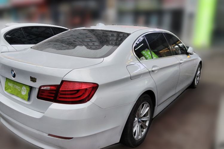 Used BMW 5 Series 2011 523Li Leading Model

