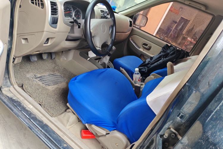 Used JMC Baodian 2013 2.8T Two-Wheel Drive Comfortable Value Edition JX493ZLQ4F Left Front Seat