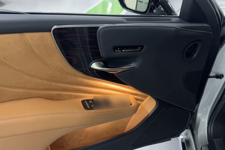 Used Lexus LS 2021 500h Luxury Edition
