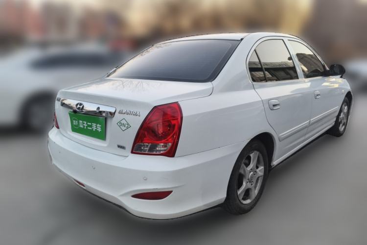 Used Hyundai Elantra 