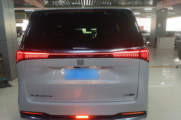 Used Buick Century 2023 2.0T Seven-Seater Yinshi Edition Rear