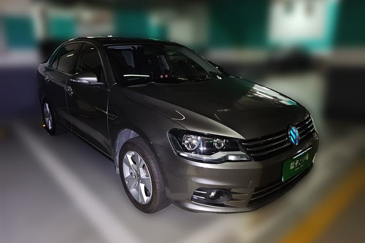 Used Volkswagen Bora 2013 1.6L Automatic Comfort Model Front Right 45 Deg