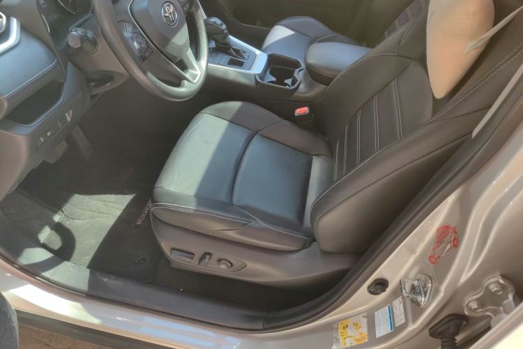 Used Toyota Wildlander 2020 2.0L CVT 4x4 Luxury Edition