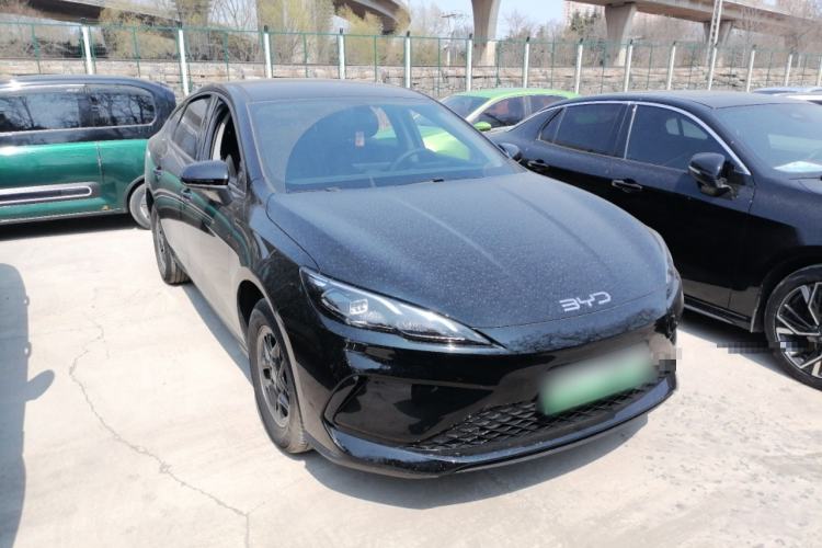 Used BYD Seal 05 DM-i 2026 DM-i 128KM Luxury Edition Front Right 45 Deg