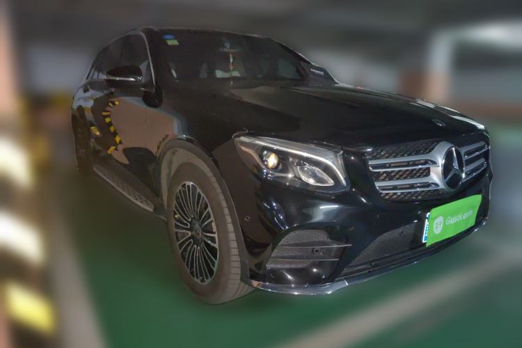 Used Mercedes-Benz GLC 2019 GLC 260 L 4MATIC Dynamic Model Front Right 45 Deg