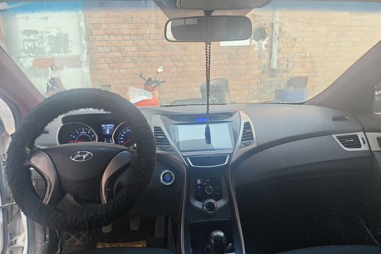 Used Hyundai Elantra (5th Generation / Langdong) 2012 1.6L Manual Leading Model
