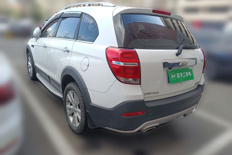 Used Chevrolet Captiva 2017 2.4L 4x4 Flagship Edition 7-Seater