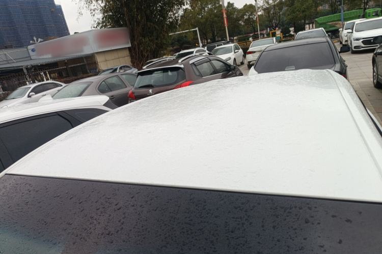 Used Buick Velite 6 2023 Revised Version 430 km Range – Commuter Edition Roof