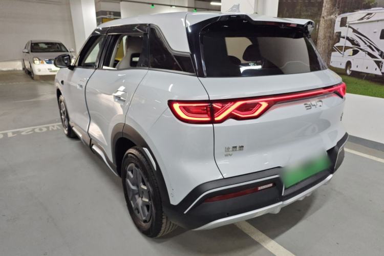 Used BYD Yuan UP 2025 Intelligent Driving Version 401 KM Dynamic Edition Exterior 2