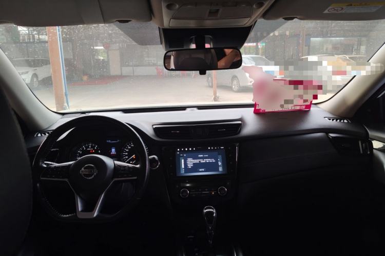 Used Nissan X-Trail 2021 2.0L CVT 2WD XE Fashion Edition Center Console