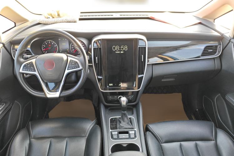 Used BYD Song MAX 2017 1.5T Automatic Smart Connect Prestige 7-Seater Center Console