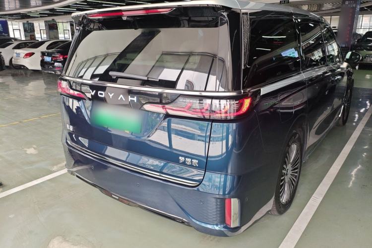 Used VOYAH Dream 2025 PHEV Four-Wheel-Drive Flagship Version – Qiankun Edition

