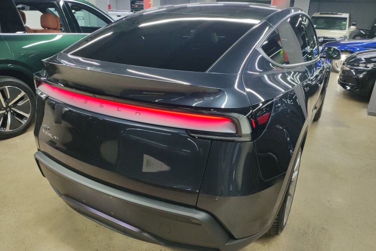 Used Tesla Model Y 2025 Updated Version Long-Range All-Wheel Drive