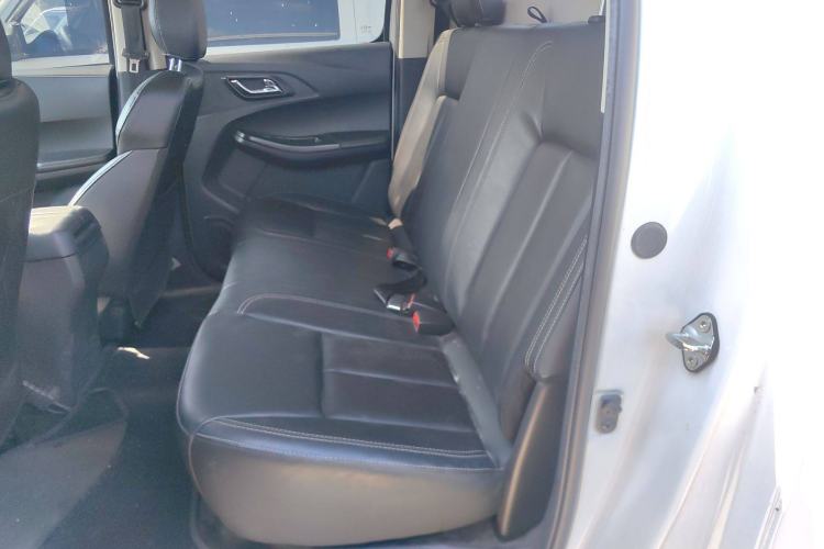 Used JMC Baodian 2022 2.5T Diesel Two-Wheel Drive Comfort Edition Long Wheelbase JX4D25A6L