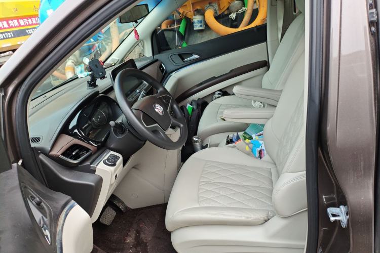 Used Buick GL8 2022 Land Cruiser Executive Class 652T Comfort Model