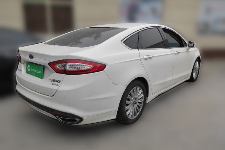 Used Ford Mondeo 2013 2.0L GTDi 200 Luxury Model Rear Right 45 Deg