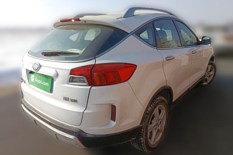 Used Bestune X80 2013 2.0L manual luxury version