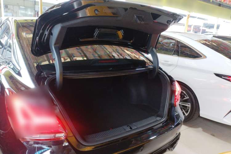 Used MG 5 Scorpio 2022 1.5T Trophy Sport Luxurious Edition