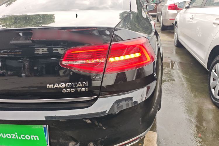 Used Volkswagen Magotan 2018 330TSI DSG Luxury Model
