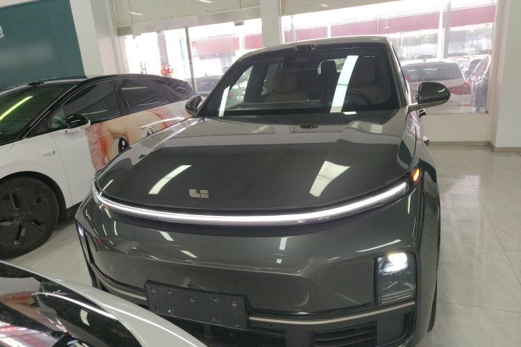 Used Li Auto L9 2025 Pro Smart Refreshed Edition
