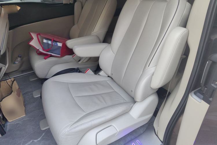 Used Buick GL8 2018 28T Luxury Model China VI Standard Left Rear Seat