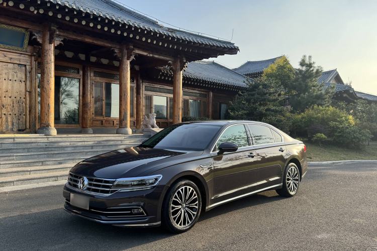 Used Volkswagen Phideon 2016 380TSI Two-Wheel-Drive Supreme Edition