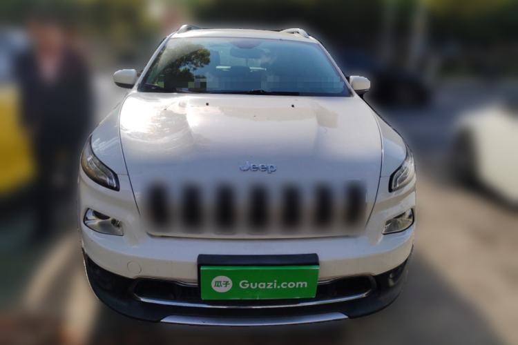 Used Jeep Cherokee 2017 2.0L Superior Edition