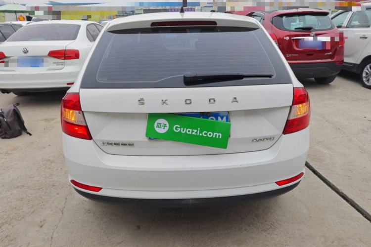 Used Skoda Rapid Spaceback 2019 1.5L Automatic Standard Edition