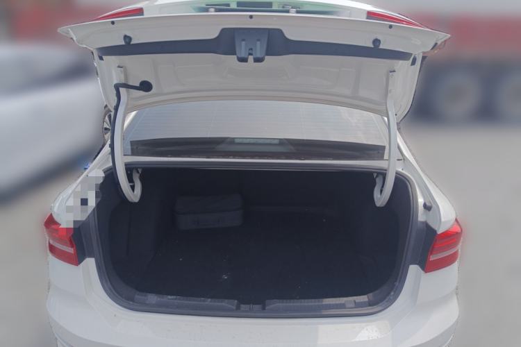 Used Volkswagen Lavida Pure Electric 2019 Enjoyment Edition Trunk