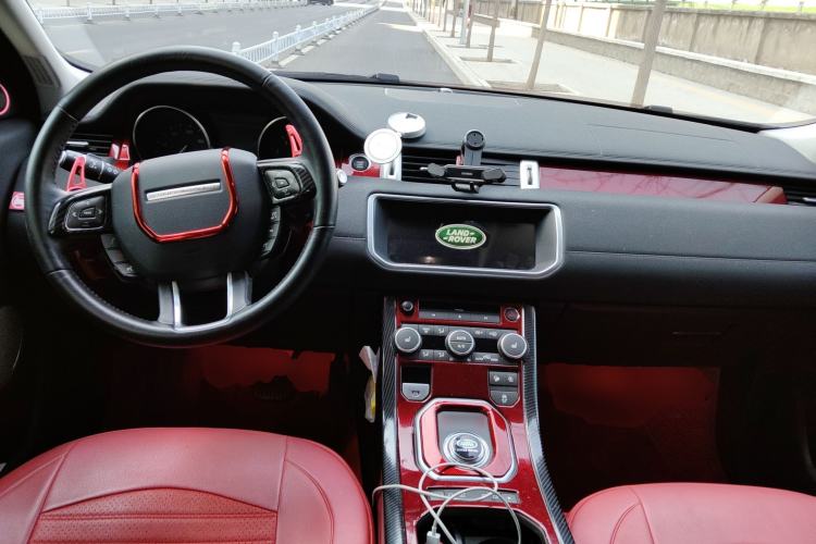 Used Land Rover Range Rover Evoque 2018 240 PS SE Smart Brilliance Edition
