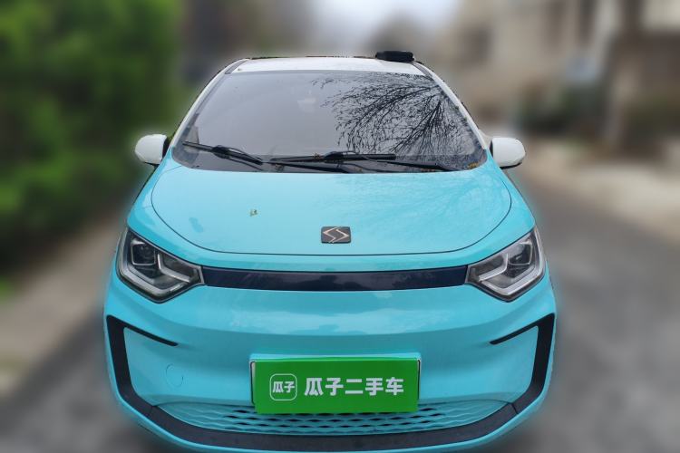 Used SOL E10X 2021 302 km Range Fashion Edition 31.4 kWh Front