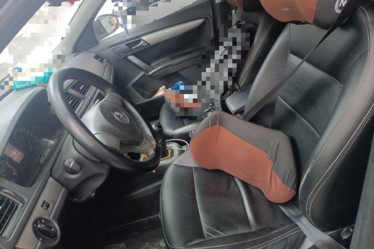 Used Volkswagen Lavida 2013 Revised Classic 1.6L Manual Fashion Edition Left Front Seat