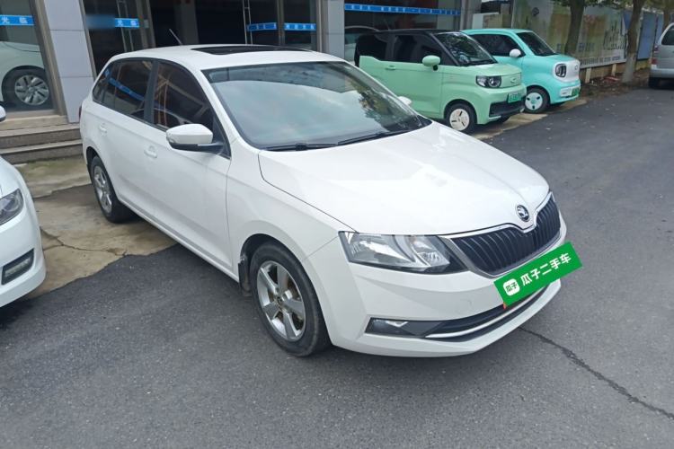 Used Skoda Rapid Spaceback 2018 1.6L Automatic Comfort Edition