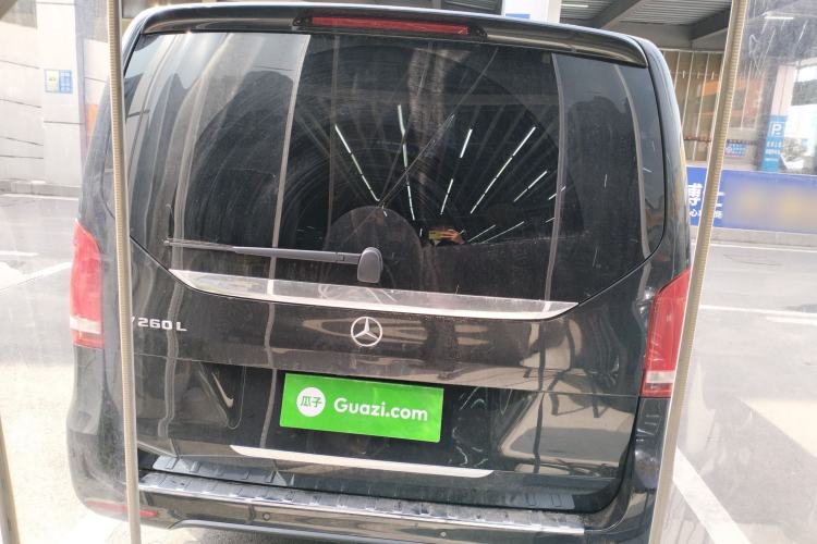 Used Mercedes-Benz V-Class 2022 V 260 L Long-wheelbase Luxury Edition