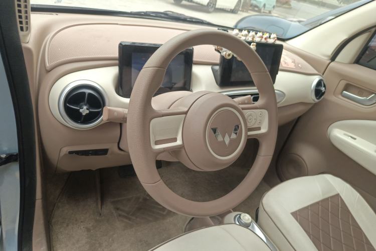 Used Wuling Hongguang MINIEV 2025 Four-Door Version Zhenxiang+ Edition Steering Wheel