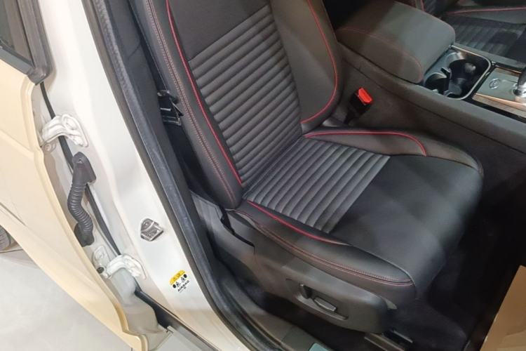 Used Land Rover Discovery Sport 2021 249 PS R-Dynamic S Performance Edition
