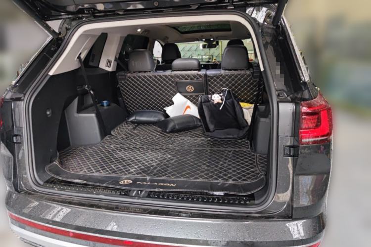 Used Volkswagen Talagon 2022 380TSI All-Wheel-Drive Luxury Prestige Pro 7-Seater Trunk