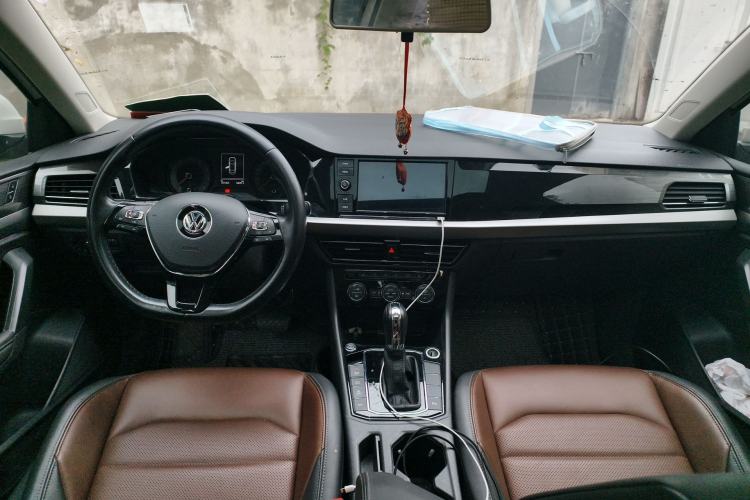 Used Volkswagen Lavida 2018 280TSI DSG Luxury Edition China V Standard Center Console
