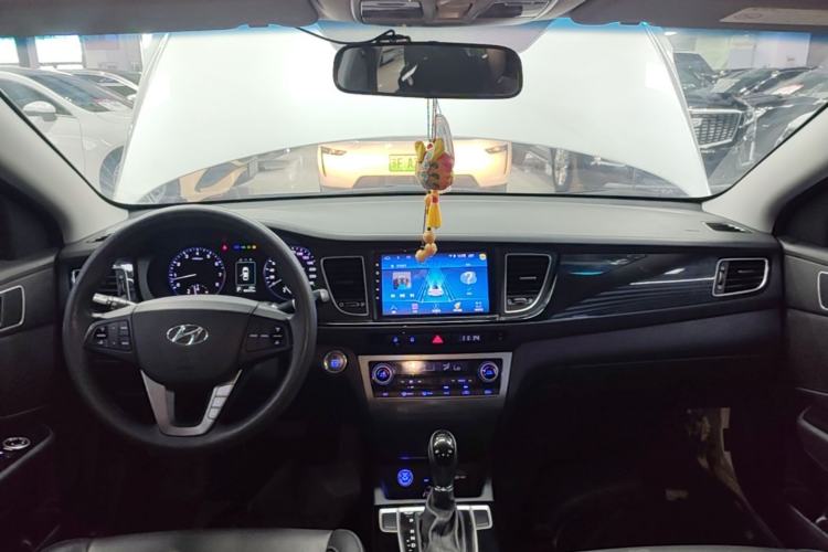 Used Hyundai Mistra 2014 1.8L Automatic Smart GLS
