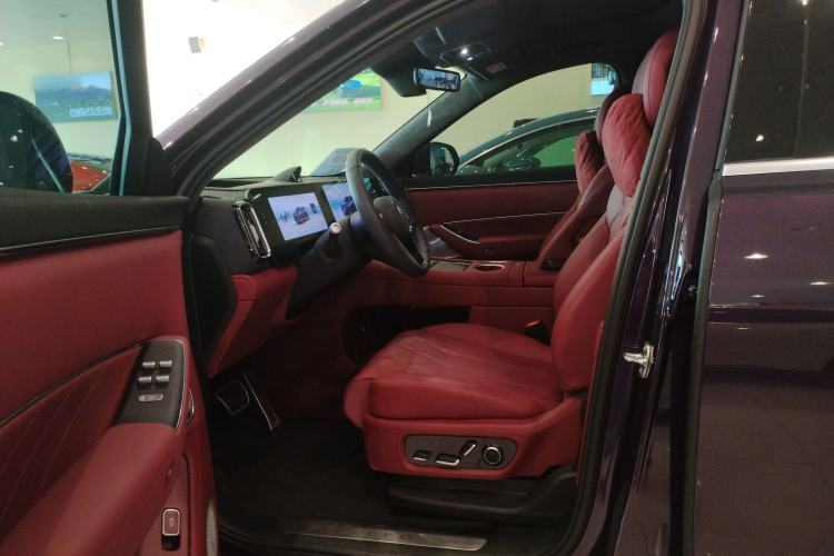 Used Hima AITO M8 2025 Model Pure Electric Max+ Five-Seat Long-Range Version
