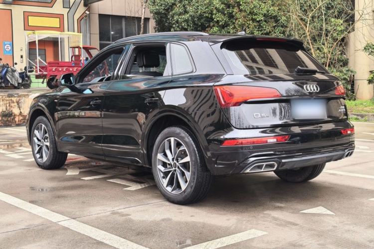 Used Audi Q5L 2023 40T Luxury Dynamic Model
