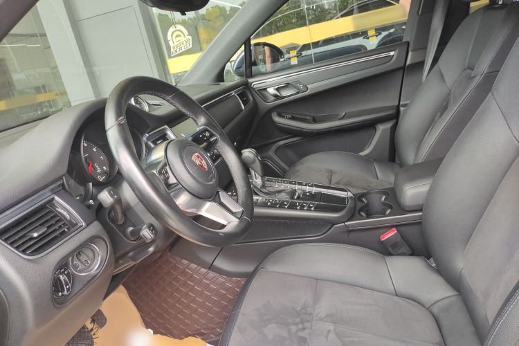 Used Porsche Macan 2014 Macan 2.0T Left Front Seat