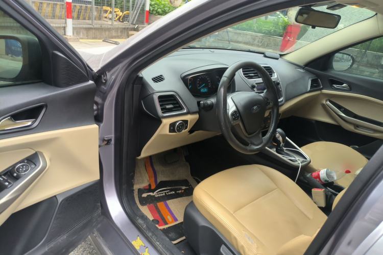 Used Ford Escort 2015 1.5L Automatic Comfort Edition Driver Seat