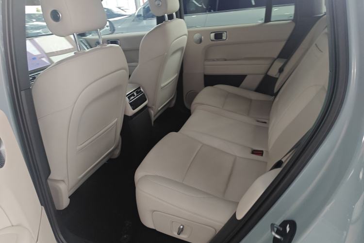 Used Li Auto L6 2025 Max Smart Refresh Edition
