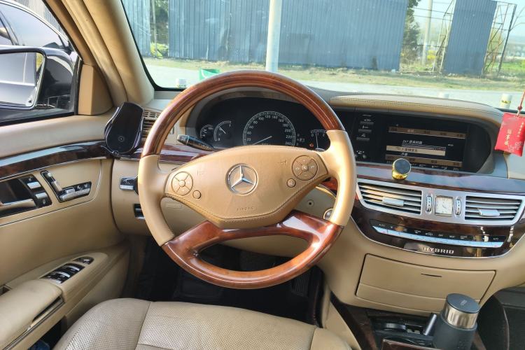 Used Mercedes-Benz S-Class 2010 S 400 L HYBRID
