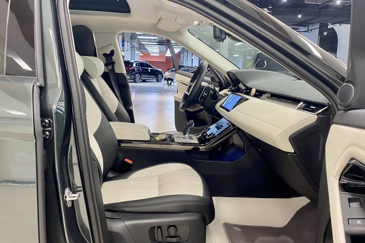 Used Land Rover Range Rover Evoque 2022 Facelifted Aurora L 249 PS R-Dynamic Luxury Edition